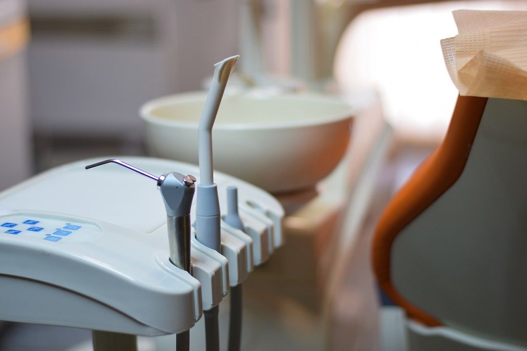 Cirugía Bucal - Caracas Venezuela - BF - Estética Dental