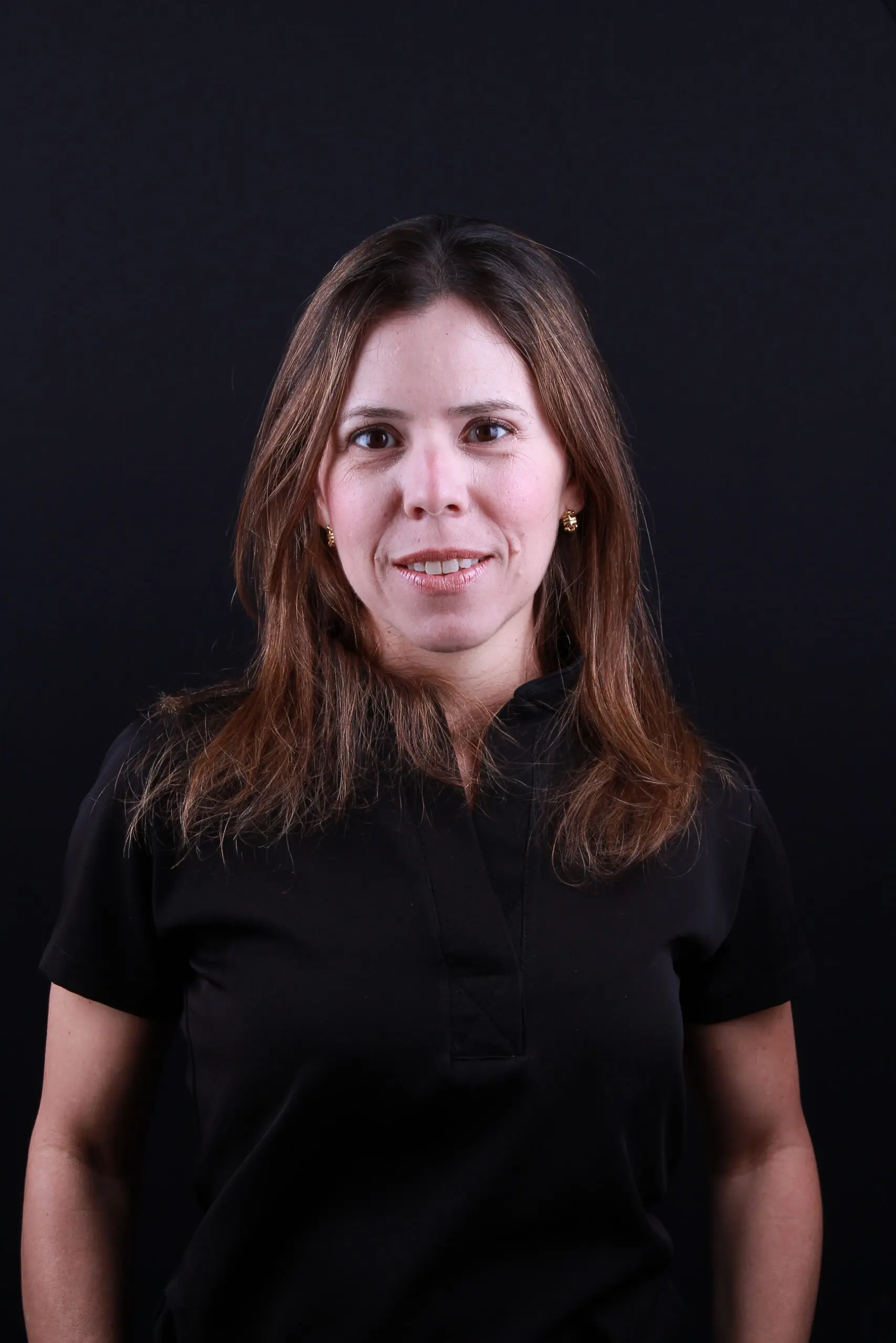 Dra. María Teresa Alcalá - Centro Odontológico BFESTETICADENTAL 